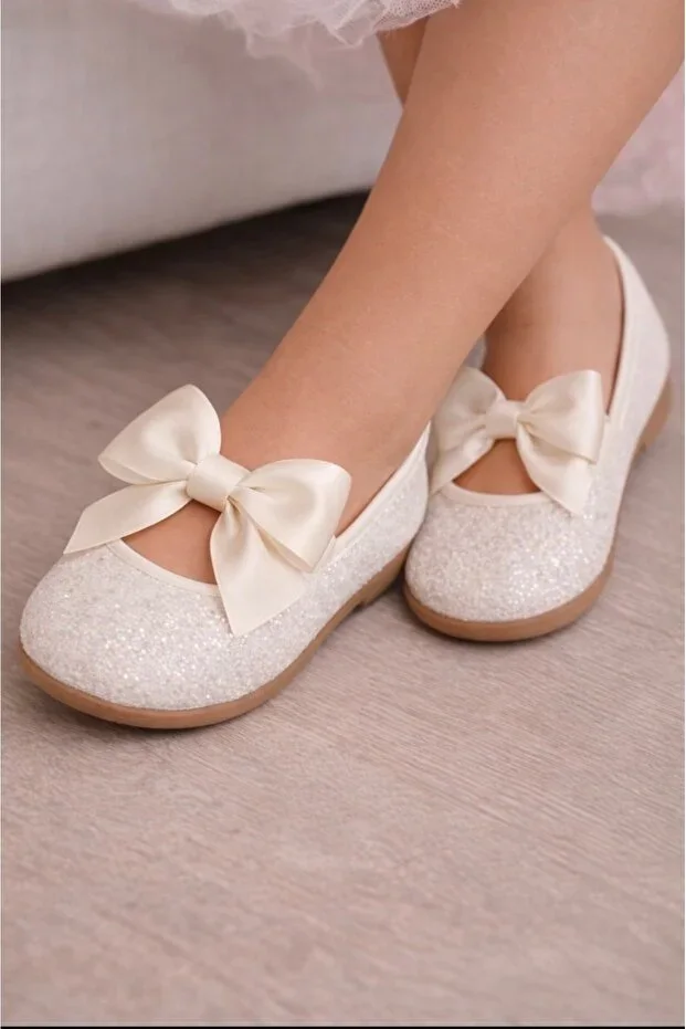 Girl Child Butterfly Bow White Glittered Ballet Flats