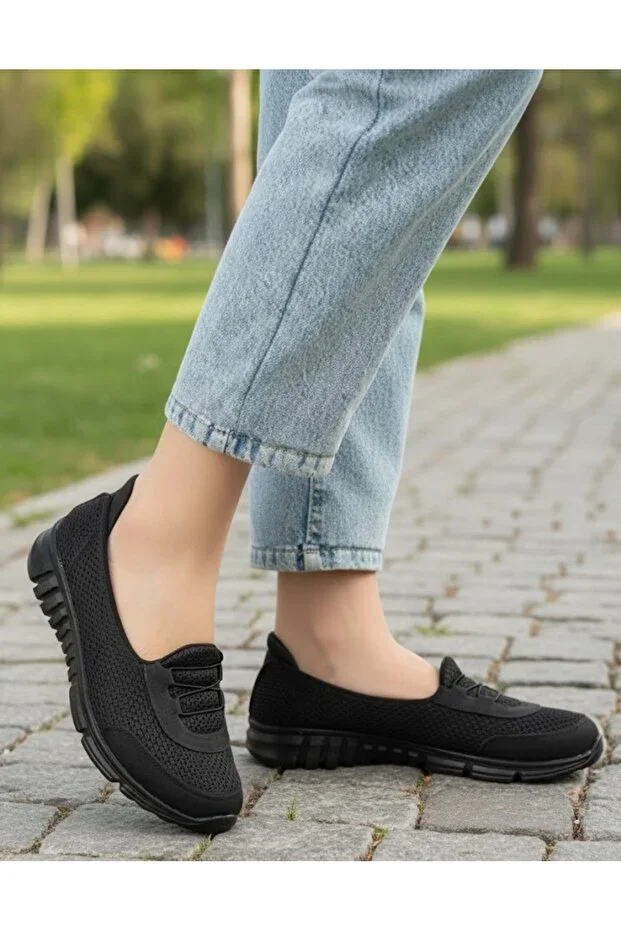Women's Black Memory Foam Orthopedic Lightweight Slip-on Comfortable Walking Mother Casual Canvas Sports Shoes