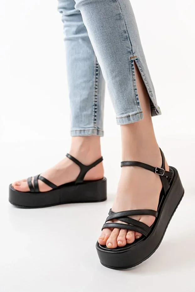 861-1016 Black Padded Women's Sandal