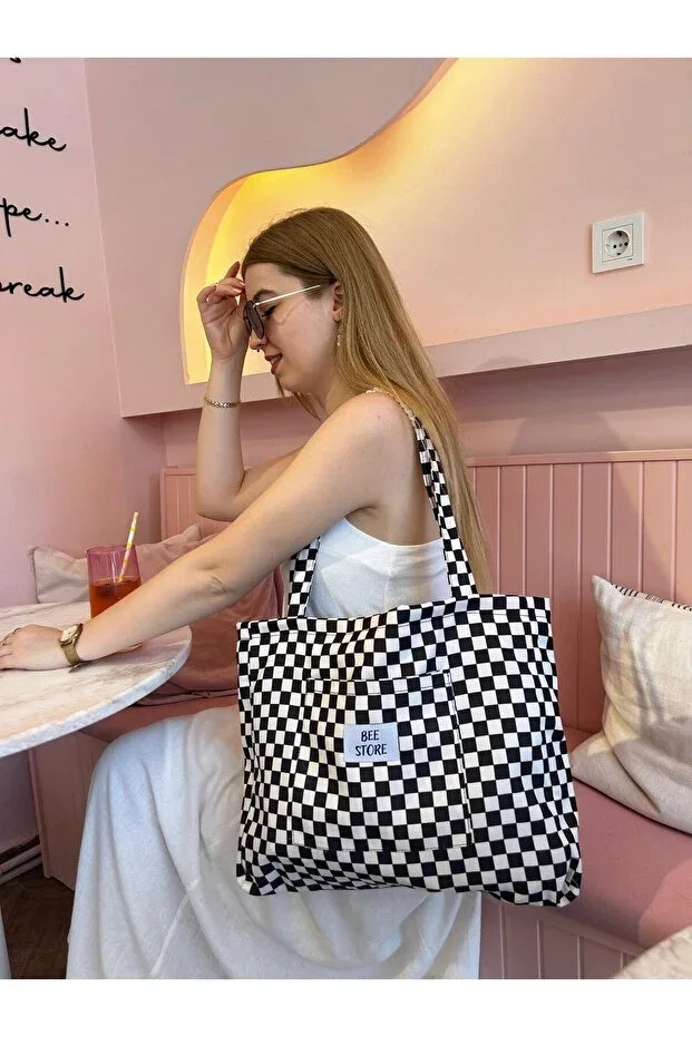 Checked, Zipped, Lined, Inner and Outer Pockets, Fabric, Arm and Shoulder Bag