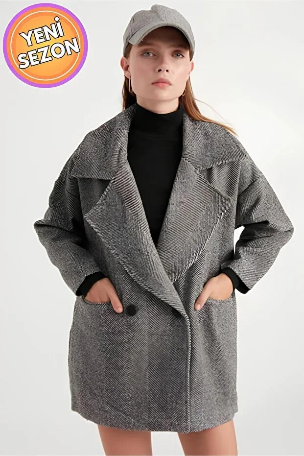 Herringbone Black Double-Breasted Buttoned Cachet Coat