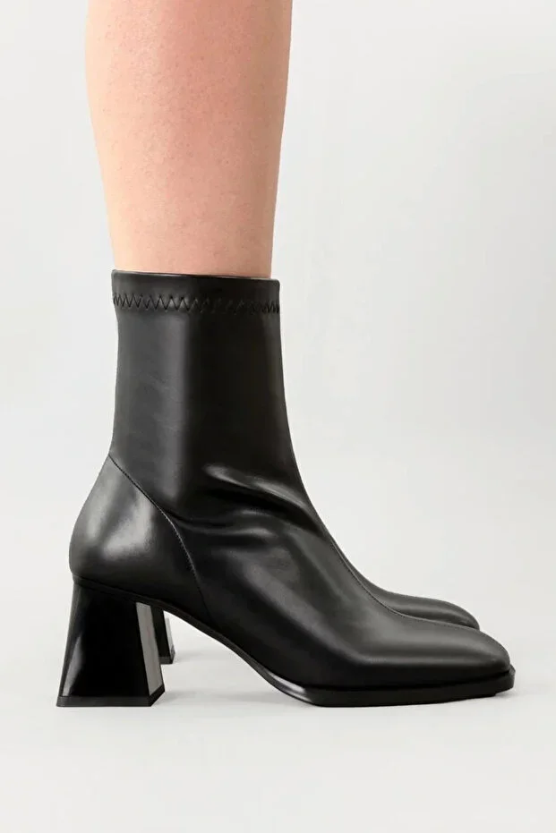 Women's Boots Black Thick Heel Stretch Boots