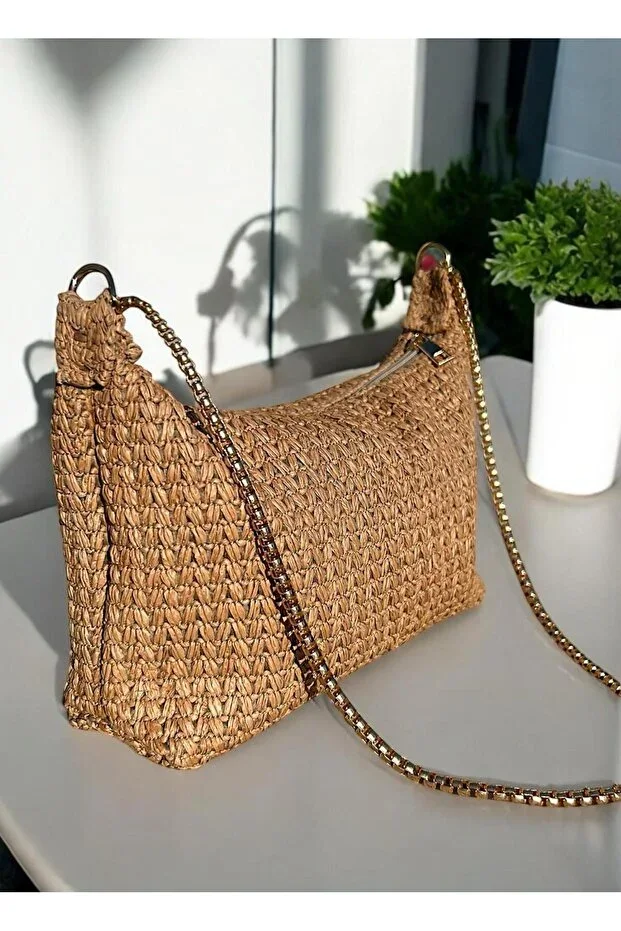 Women's Zigzag Knit Straw Gold Chain Handbag and Shoulder Bag