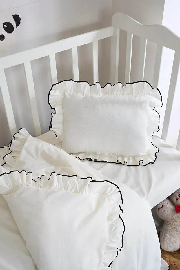 Ruffled Baby Duvet Cover Set | 3-Piece Set (Duvet Cover-Sheet-Pillowcase) | Cotton, Black Trim, Soft | 100 x 150 cm