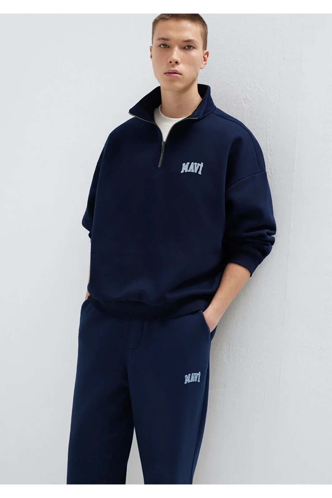 Mavi Logo Print Half Zip Navy Sweatshirt 0S10208-70497