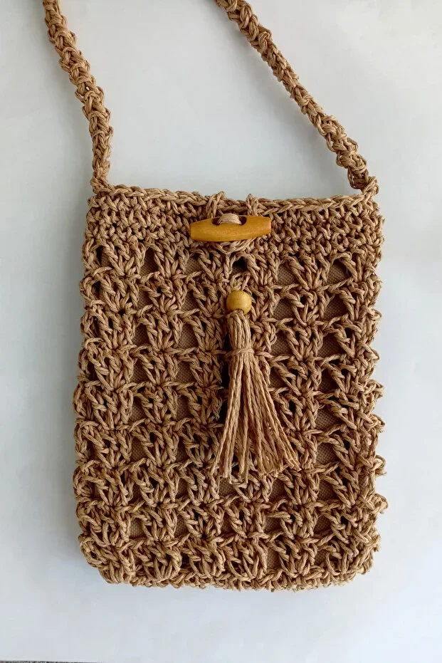 Straw Phone Bag / Straw Color Knitted Bag with Lined and Wood Button Detail / Knitted Shoulder Bag