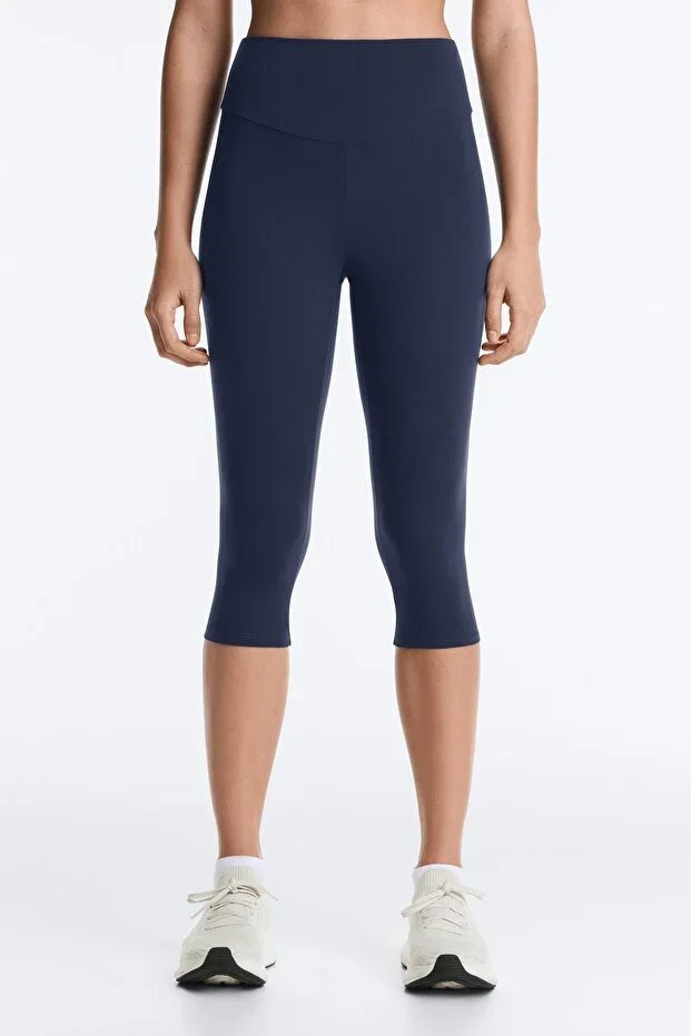 Oysho High rise Comfortlux Capri Tights 40 cm