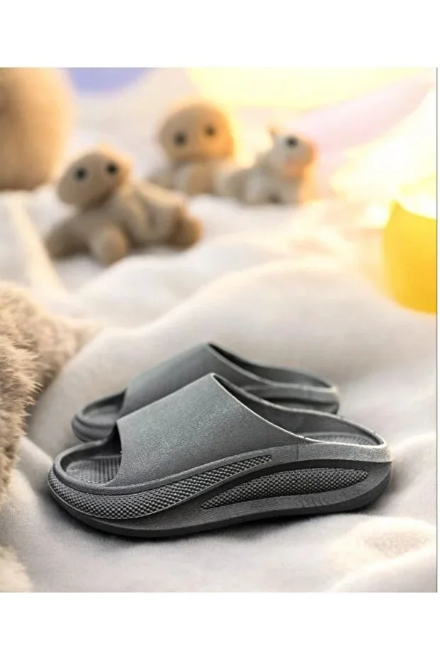 KIDS CROSS SLIPPERS GARDEN SLIPPERS BEACH SEA BATH SLIPPERS NON-SLIP ORTHOPEDIC