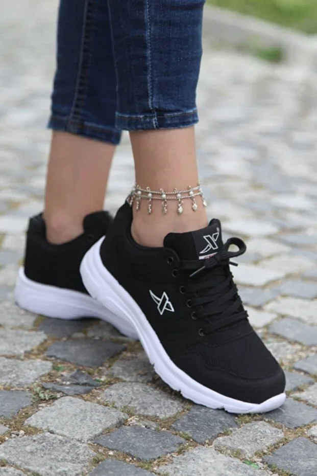 XStep Sports Shoes