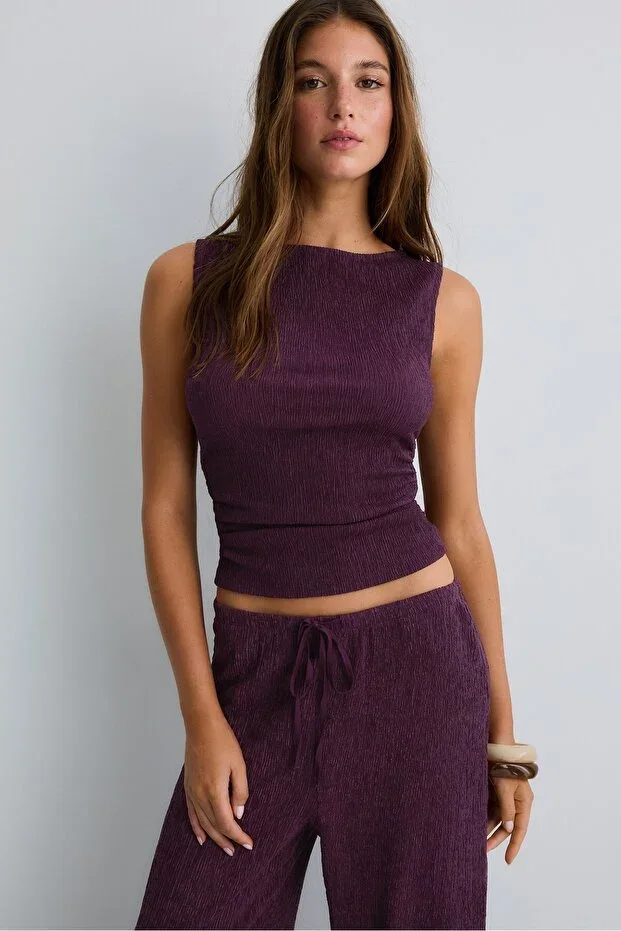 Stradivarius Ruched textured t-shirt