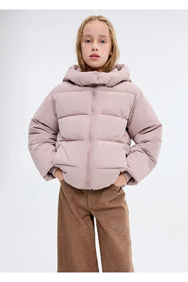 Hooded quilted anorak
