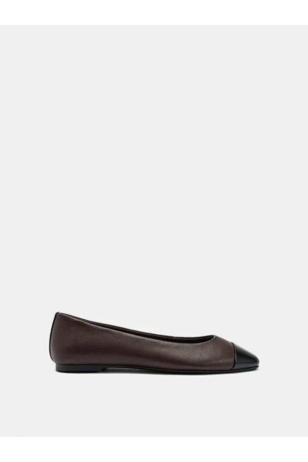 Contrast Flat Ballet Flats