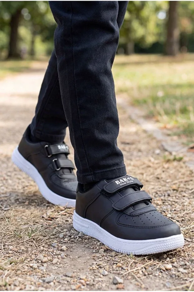 New Style Unisex Velcro Daily Sneaker Shoes