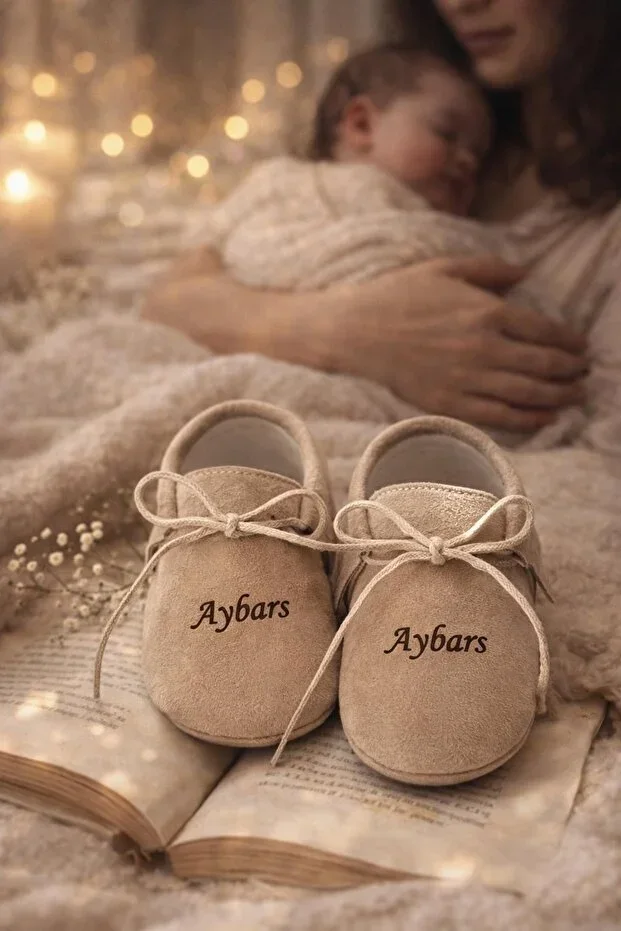 Personalized Newborn Baby Shoes – Beige