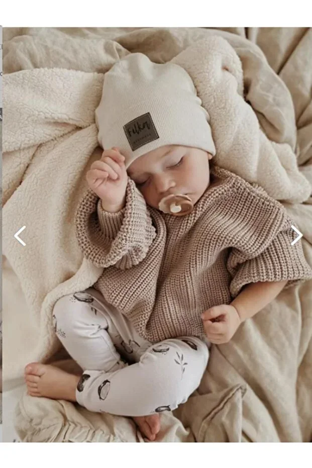 Unisex Baby Kids Crew Neck Extra Flexible Beige Knit Sweater