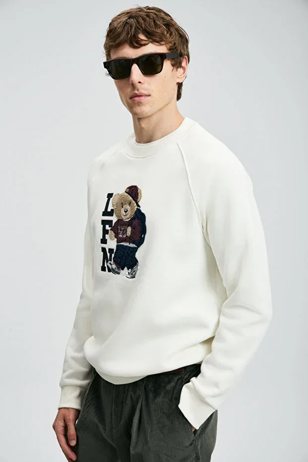 Storm Men's Sweatshirt Broken White