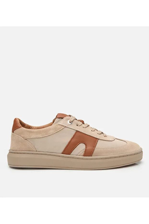 Men's Leather Beige Ultra Lightweight Sole Sports Shoes