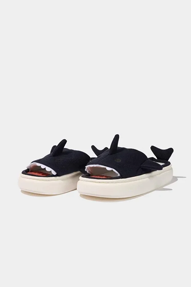 Men's Shark Print Flat Sole House Slippers E2291AX24WN
