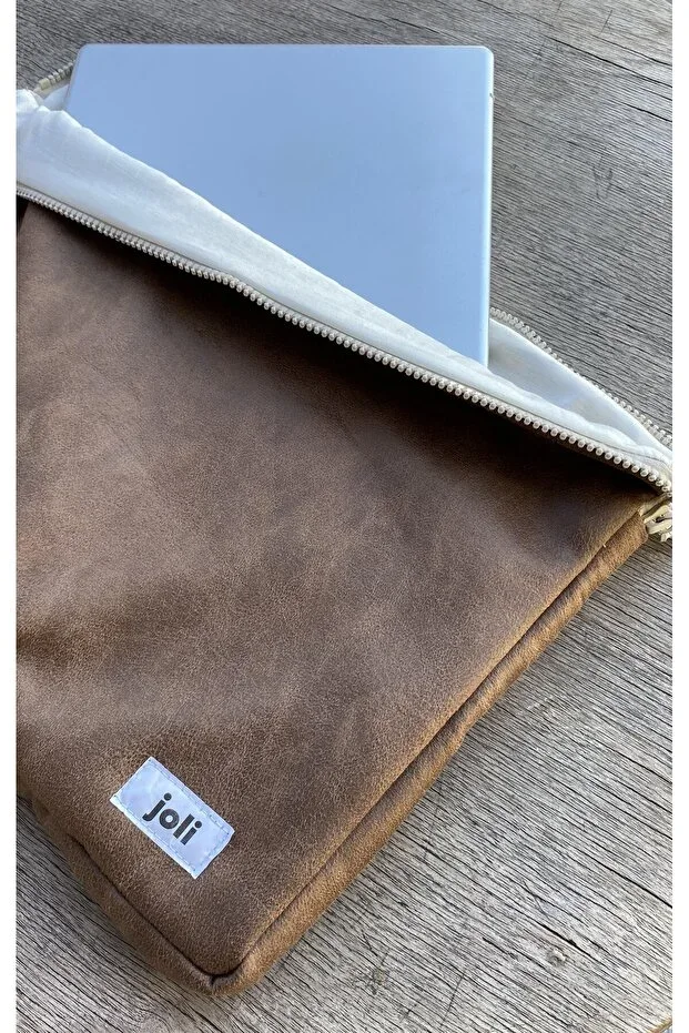 Brown Tab Computer Bag & Briefcase