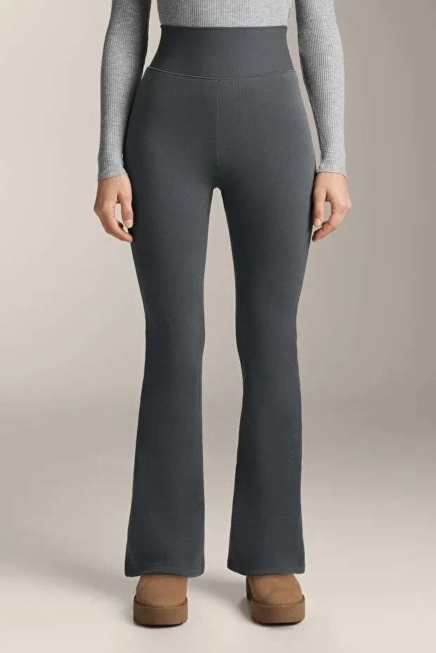 Oysho 70 cm Ribbed Super High Waist Seamless Extra Warm Flare Trousers
