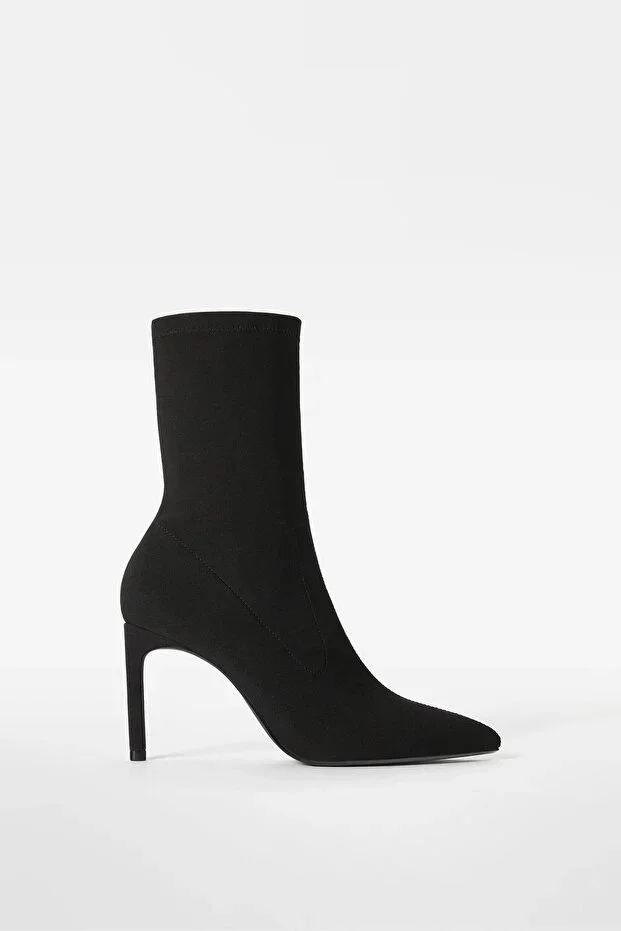 Heeled stretch ankle boots