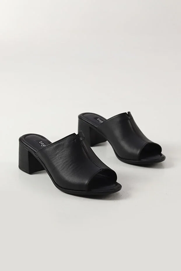 Women's Black Band Detailed Genuine Cowhide Casual Slippers K106