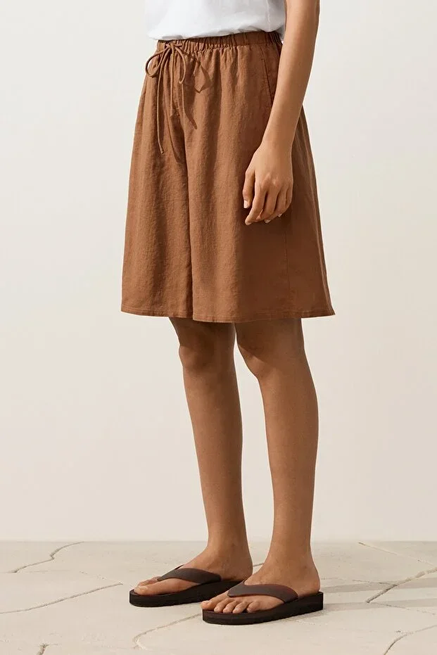 Oysho %100 keten midi bermuda