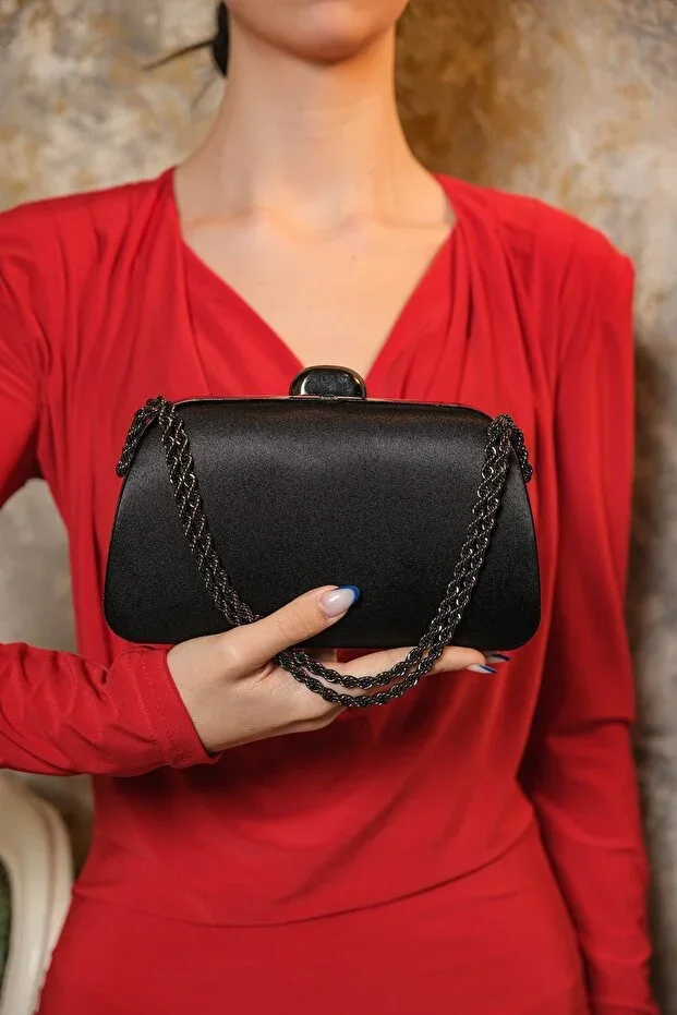 Black Satin Chain Strap Hand Shoulder Evening Wedding Bag