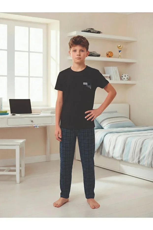 Boys' Plaid Short Sleeve Pajama Set