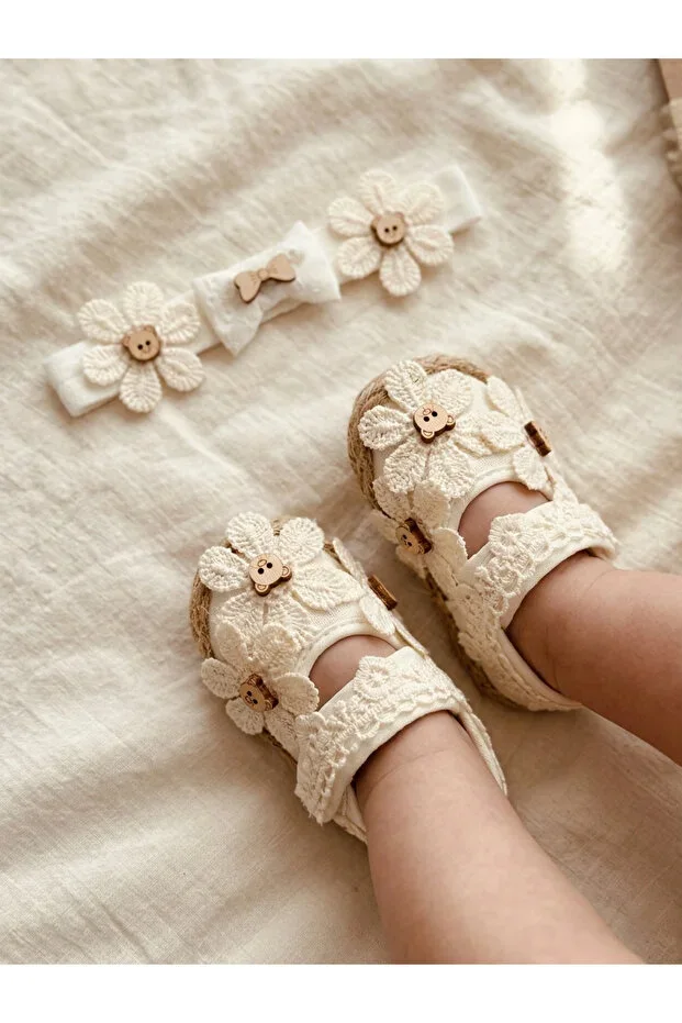 Baby Girl Bow Newborn Bandana Booties Set