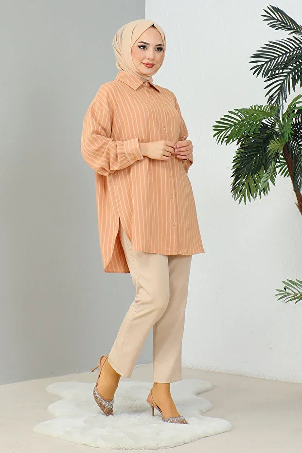 MODAQU Striped Loose Shirt - Camel