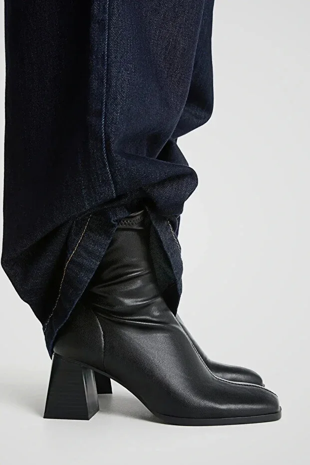 Women's Black Square Toe Chunky Heel Stretch Boots