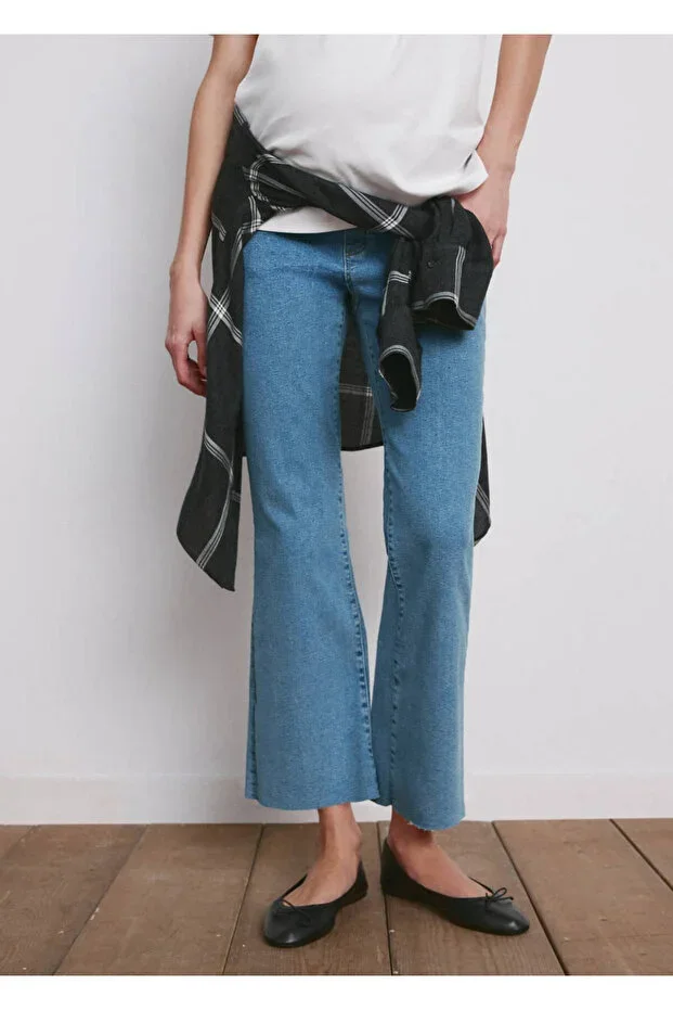 Wide leg maternity jeans