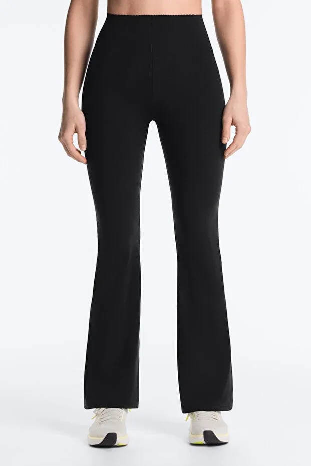 Oysho Compressive raise up high-waisted flare trousers