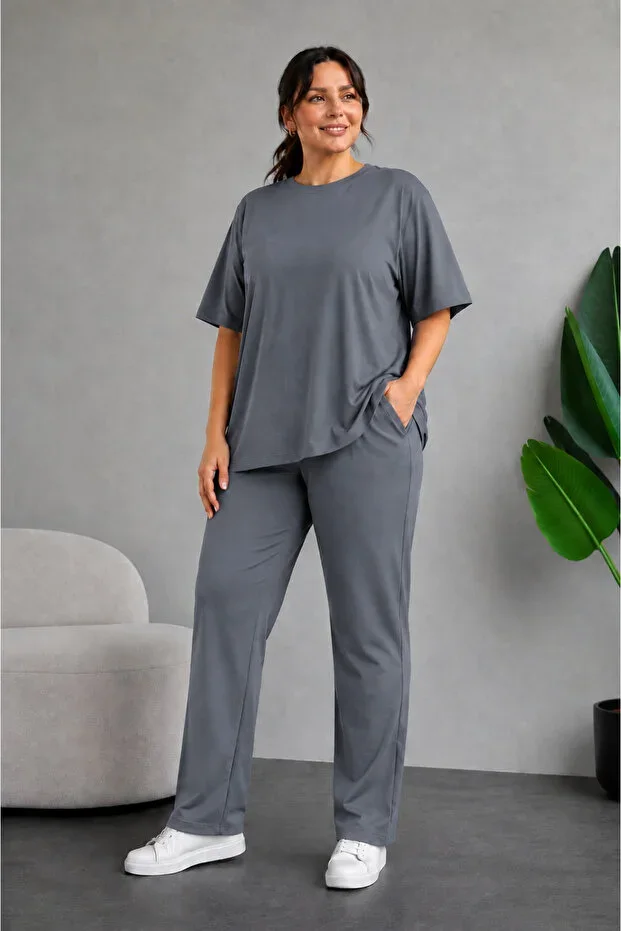 WOMEN'S PLUS SIZE COMPATIBLE SHORT SLEEVE SWEATSuit (YOU CAN BUY 1 SIZE SMALLER THAN YOUR OWN SIZE)