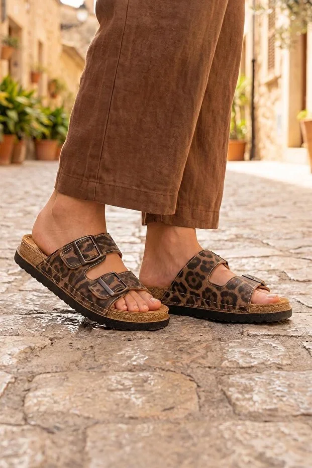 Gezer Women's Summer Two Buckle Adjustable Comfortable Sole Daily Slippers