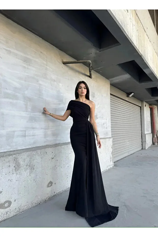 LACASE Women's Black Tail One Shoulder Evening Dress