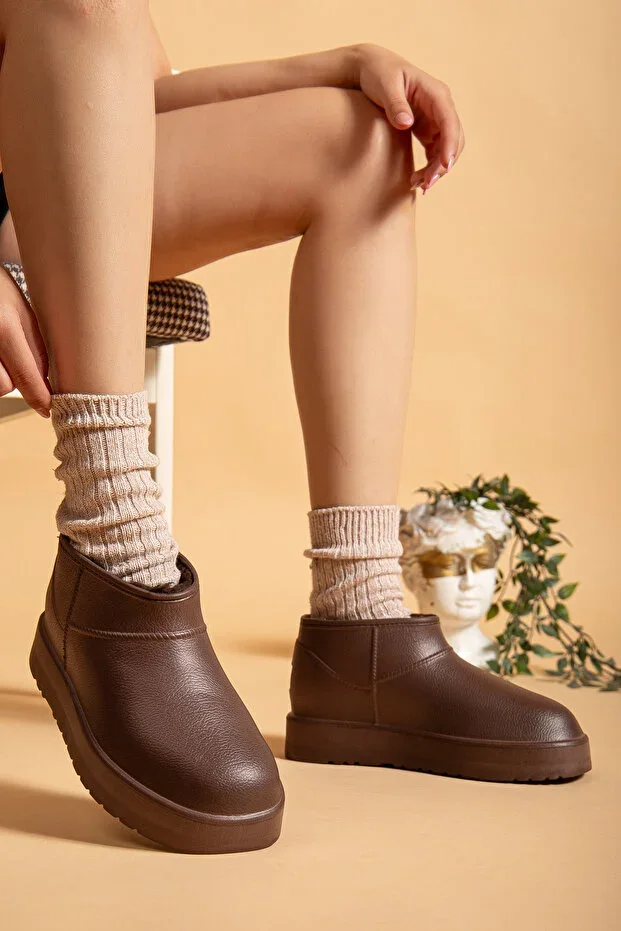 Women's Waterproof Furry Cold Weather Non-Slip Eva Sole Rain and Winter Boots