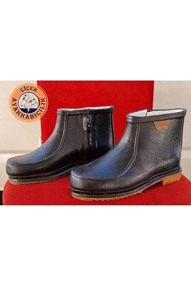 Short Boot Derby Zippered 100% Rubber Boot