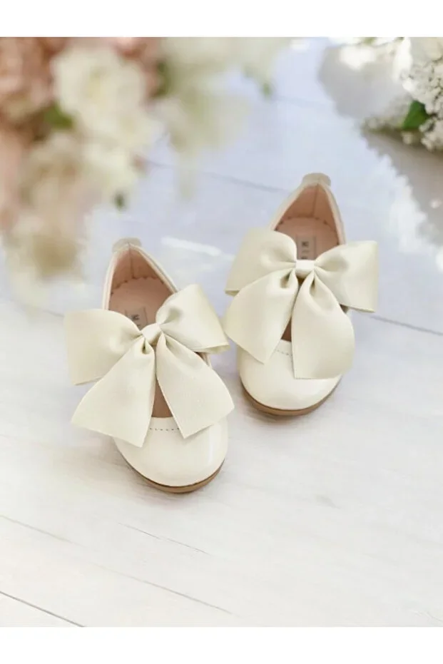 Girls Cream Colored Bow Orthopedic Stylish Ballet Flats