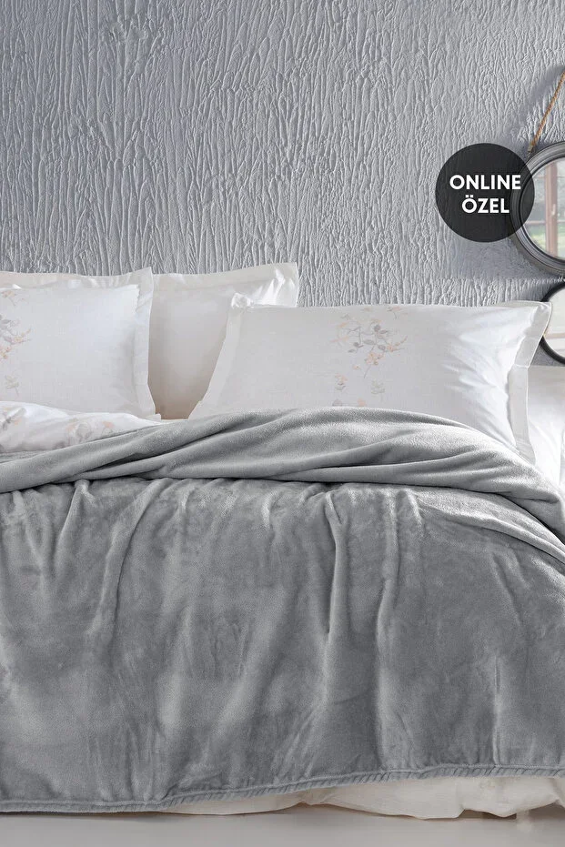 Olenna Double Size Wellsoft Blanket - Light Gray