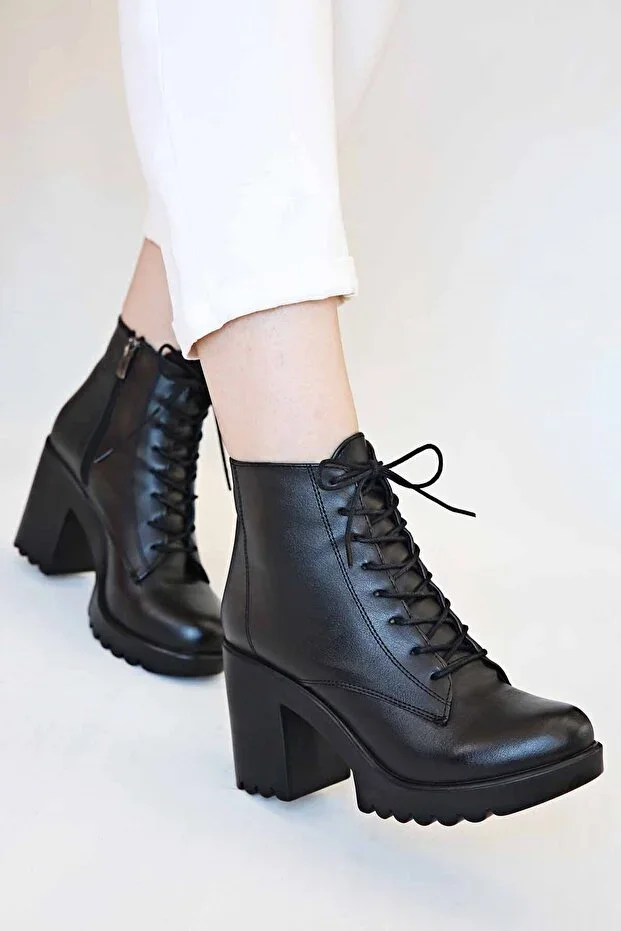 Lace-up Women's Heeled Boots BLACK LEATHER