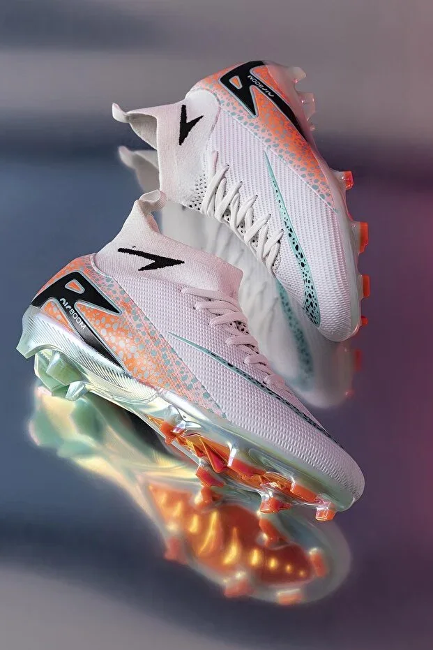 Men's Artificial Turf Cleats Imported Sole, Grass Field, Half-Sleeved, Ergonomic, Foot-Hugging, Flexible and Comf