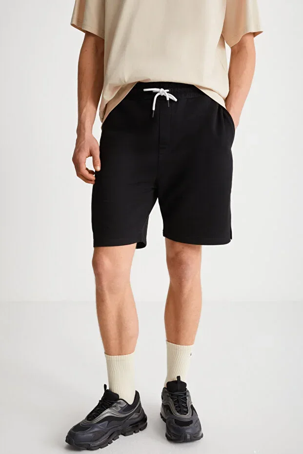 UNCERTAIN Men's Comfort Fit Black Shorts & Bermuda