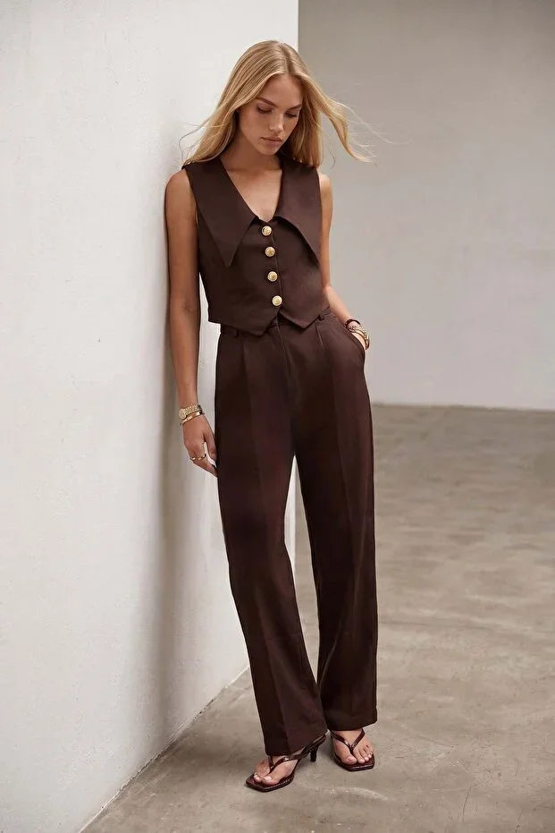 Women's Bitter Coffee Wide Neck Buttoned Vest And Double Pocket Palazzo Pants Set Alc-X15563