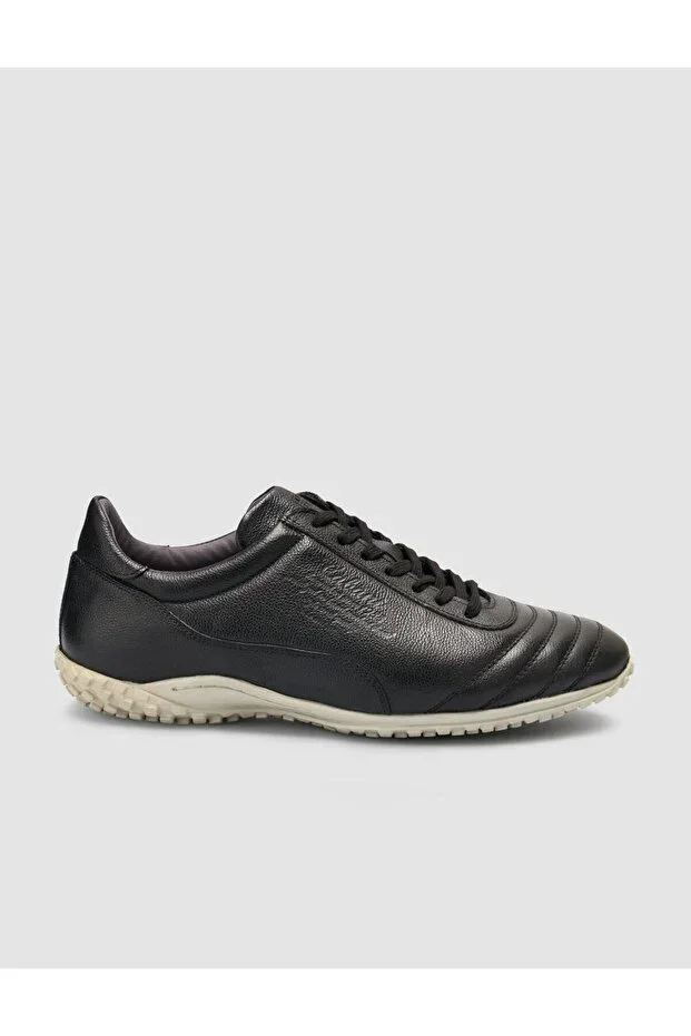 %100 Genuine Leather Black Laced Indoor Soccer Shoes