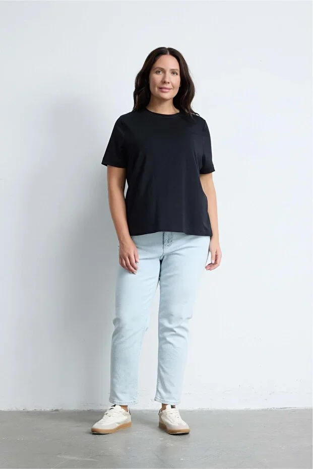 BRADLEY Crew Neck Plus Size Basic T-shirt Lilac