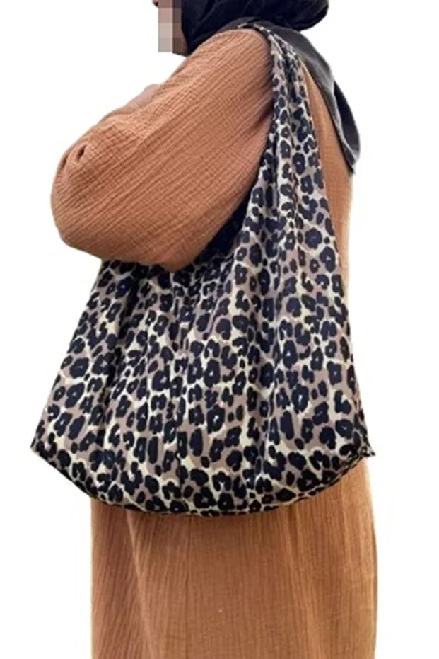 Women's Leopard Print Shoulder Bag