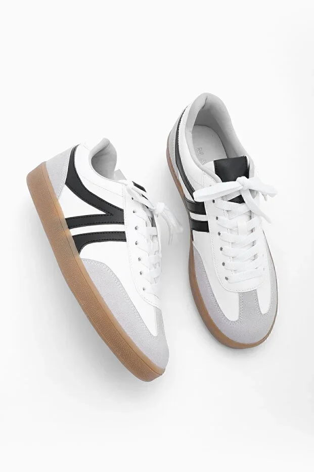 Women's Sneaker Lace-up Flat Sole Sports Shoe Tiyone White