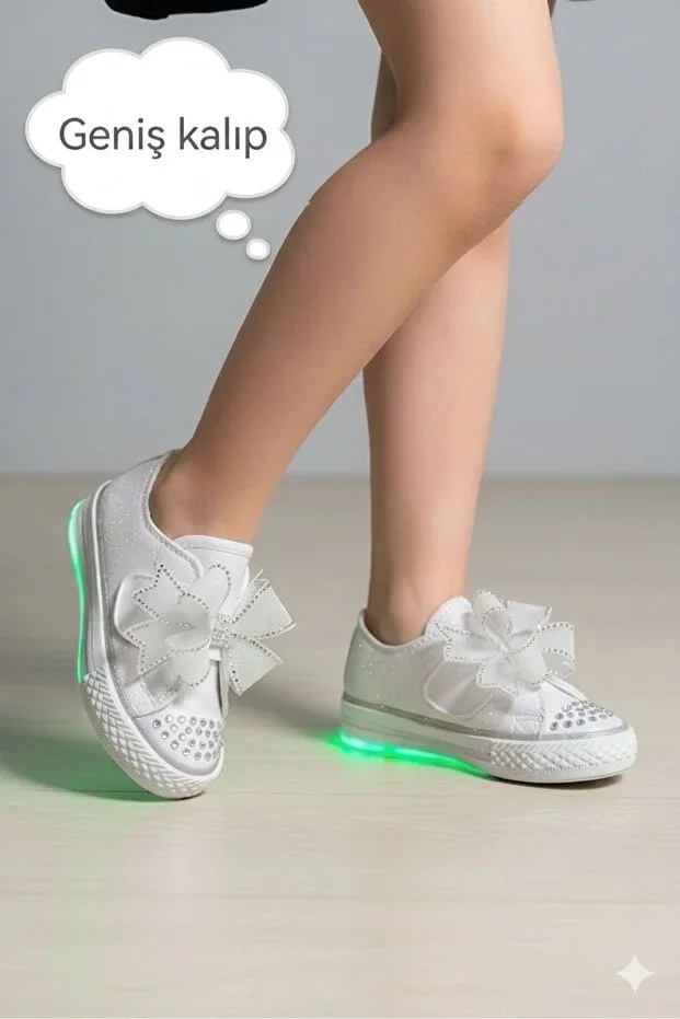 GIRLS' LIGHT-UP SHOES (SIZES 22-30 ARE LIGHT-UP)
